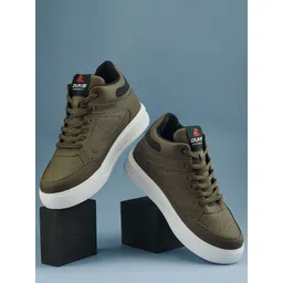 Duke Men Perforations High-Top Sneakers