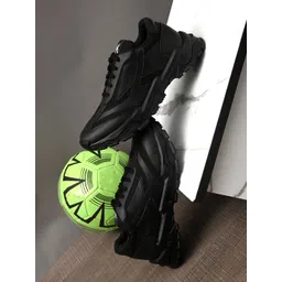 Kook N Keech Men Black Woven Design Sneakers