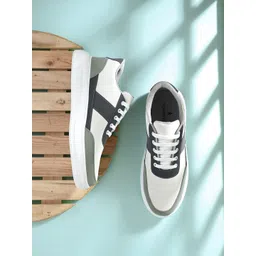 Roadster Men White & Grey Colourblocked Lightweight Memory Foam Insole Sneakers