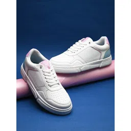 HRX by Hrithik Roshan Women Round Toe Lightweight Sneakers