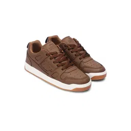 ZAYDN Men Perforations Sneakers