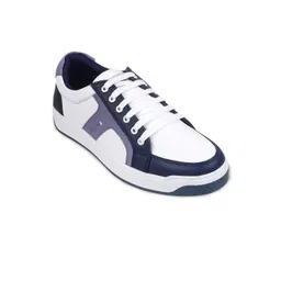 Mochi Men Colourblocked Sneakers