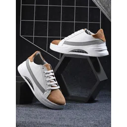 The Roadster Lifestyle Co Men Colorblocked Casual Sneakers