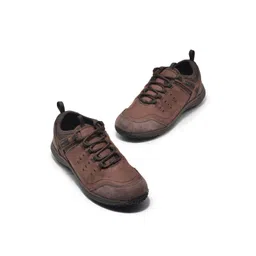 Woodland Men Textured Nubuck Sneakers