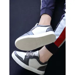 PLAYTOES Men Grey Synthetic Casual Shoes