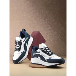 BIRDE Men Colourblocked Sneakers