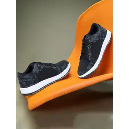 ARAMISH Men Running Non-Marking Shoes