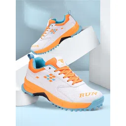 RUN SEVEN Men Cricket Shoes