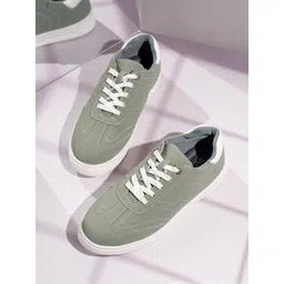 Inc 5 Women Round Toe Sneakers