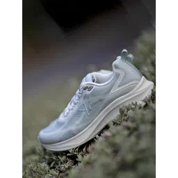 Xtep Women Textured Lightweight Lace-Ups Running Shoes