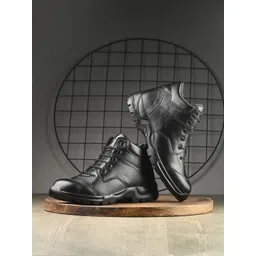 Leo's Fitness Shoes Men Textured Mid Top Leather Regular Boots