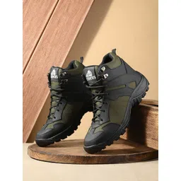 Leo's Fitness Shoes Men Colourblocked Canvas Hiking Boots
