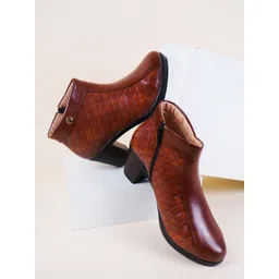 Try Me Women Mid Top Textured Block Heeled Regular Boots