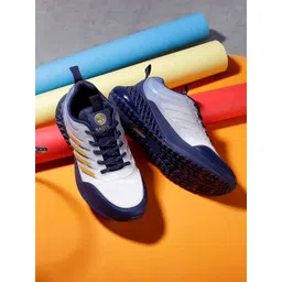 bacca bucci Men Textured Training or Gym Shoes