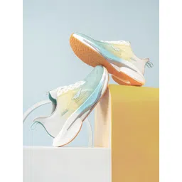 Red Tape Men Mesh Walking Non-Marking Shoes