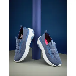 Campus CLEAT Women Mesh Walking Non-Marking Shoes