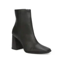 Truffle Collection Women's Jet Black Casual Booties