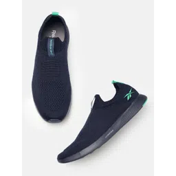 Reebok Men Textured Druhan 2.0 Regular Walking Shoes