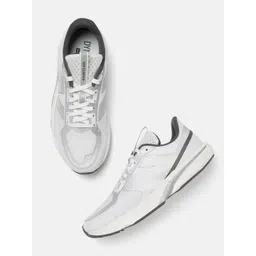 New Balance Unisex Flash Running Shoes