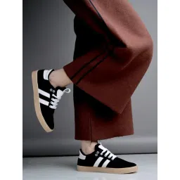 Shoetopia Women's Black Casual Sneakers