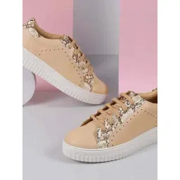 Mochi Women's Beige Sneakers