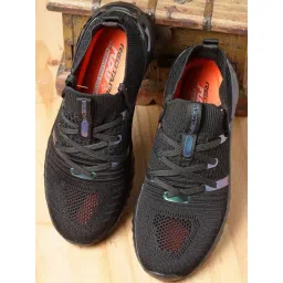 Red Tape Men's Black Running Shoes