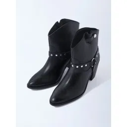 LUNA BLU by Westside Black Stud Detailed Leather Boots
