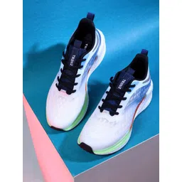 Trenz Men Textured Lace-Up  Running Shoes