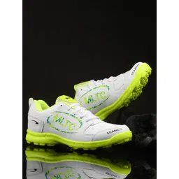 MLTC Men Colourblocked Sneakers