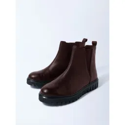 LUNA BLU by Westside Brown Chelsea Leather Boots