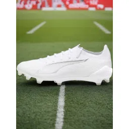 Puma White ULTRA 5 ULTIMATE FG Unisex Football Shoes
