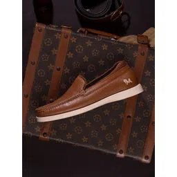 NEEMANS Men Perforations PU Slip-On Sneakers