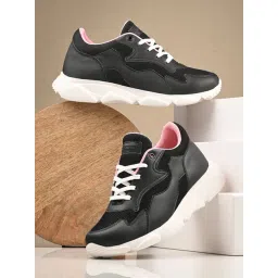 Clog London Women's Black & Green Sneakers