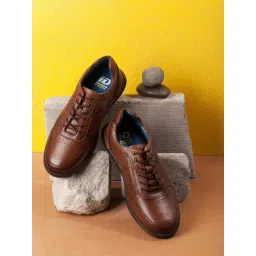 ID Men's Tan Casual Sneakers