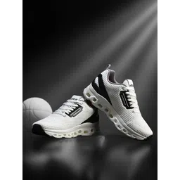 HRX by Hrithik Roshan Men Running Non-Marking Sports Shoes