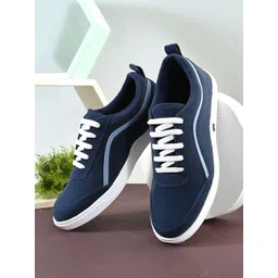 The Roadster Lifestyle Co Men Lace-Up Round Toe Casual Sneakers