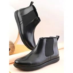 San Frissco Men Round Toe Chelsea Boots