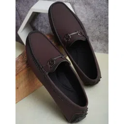 T-Rock Men Textured Slip-On Sneakers