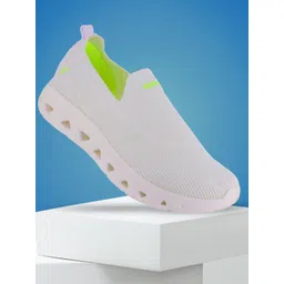 Sparx Men Slip-On Sneakers