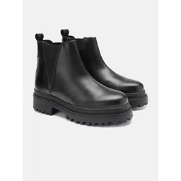 The Roadster Life Co. Women Chunky Heel Chelsea Boots