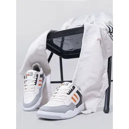 DOUBLE TAPE Men Sneakers