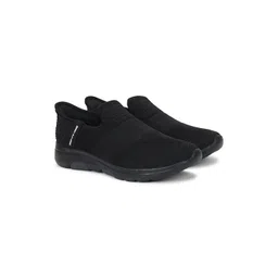 Aqualite Men Slip-On Sneakers