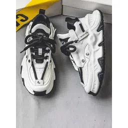 Vechlo Men Woven Design Lace-Ups Sneakers