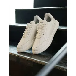 Koburg Men Lightweight Lace-Up Sneakers