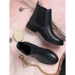 Elle Women's Navy Chelsea Boots