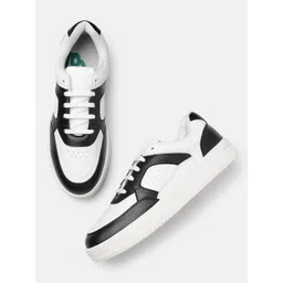 glitchez Women Colourblocked Sneakers