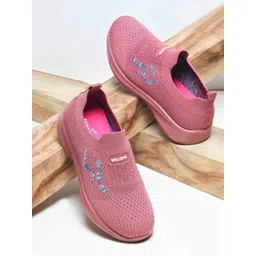 WELCOME Women Slip-On Sneakers