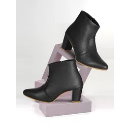 Ishransh Women Block Heel Chelsea Boots