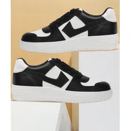 Stylish Walking Partywear Sneakers Casual Shoes Walking Shoes For Women