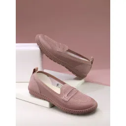 Campus Women's AVERY Mauve Walking Shoes